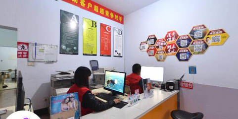 快印客加盟店風(fēng)采 建忠廣告——專業(yè)電腦圖文設(shè)計(jì)制作服務(wù)典范
